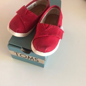 Red Toddler Toms